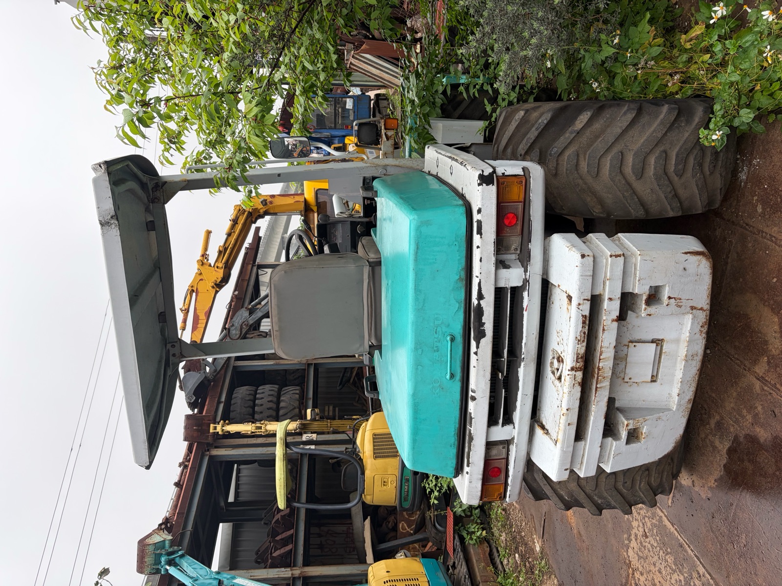 WA40 小松鏟裝機 背面